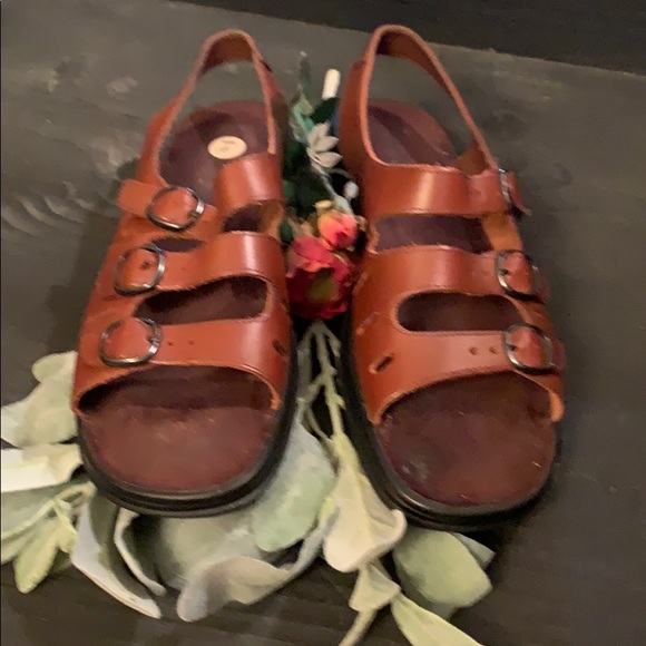 clarks springer sandals